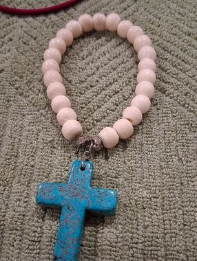 Beaded Off White Stretch Bracelet with Turquoise Cross Pendant
